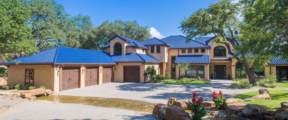One of Grant Dean's signature homes, a 14,000 square-ft. waterfront compound in Horseshoe Bay, was celebrated by the Hill Country Builders Association. Contributed 