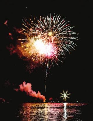 A fireworks show over Lake LBJ was the grand finale of the The Horseshoe Bay Resort 50th Anniversary Commemorative event on Dec. 12. Photos courtesy of Horseshoe Bay Resort