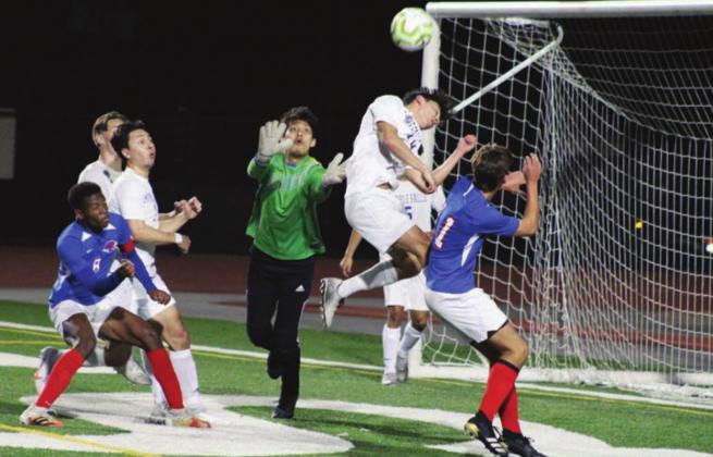 Senior goalkeeper Diego Garay was on his toes for the first 15 minutes of the match as Leander spent the majority of the time in the Mustangs’ defensive zone. The team allowed two goals in that stretch but prevented any more damage in the remaining 65 minutes. Nathan Hendrix/The Highlander